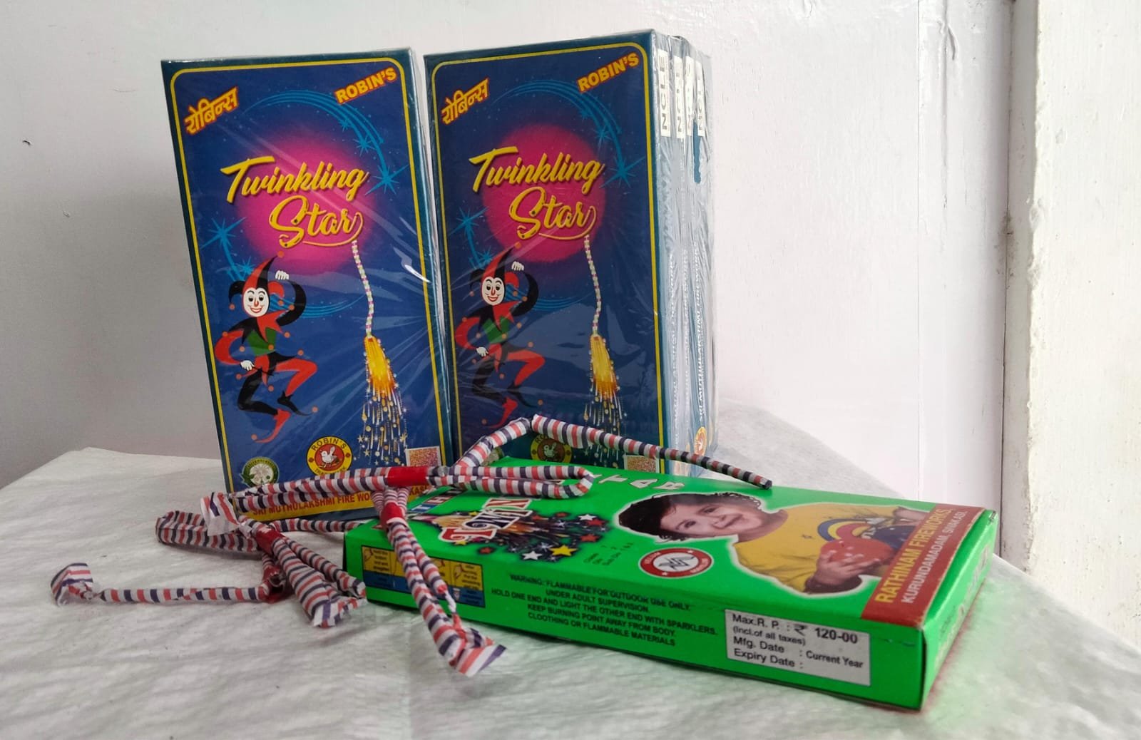 1½ Twinkling Star